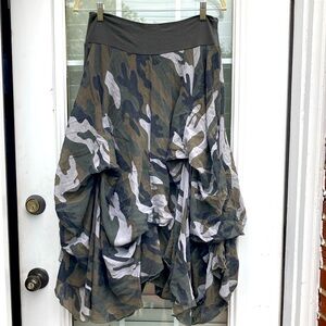 Army Print Gathered Skirt Sz M